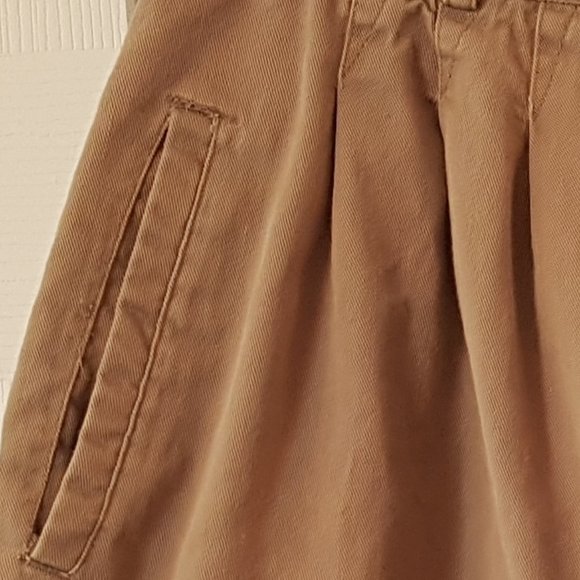 Vintage Zig Zag tan shorts - Picture 3 of 8